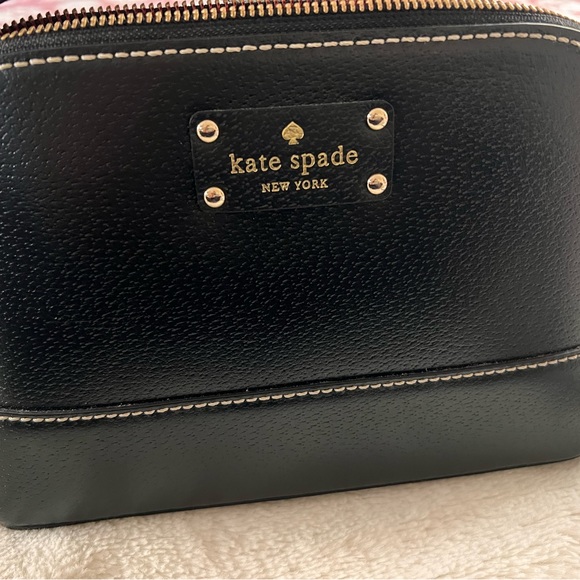 Kate Spade Shoulder Crossbody bag, used but great condition - Picture 2 of 5